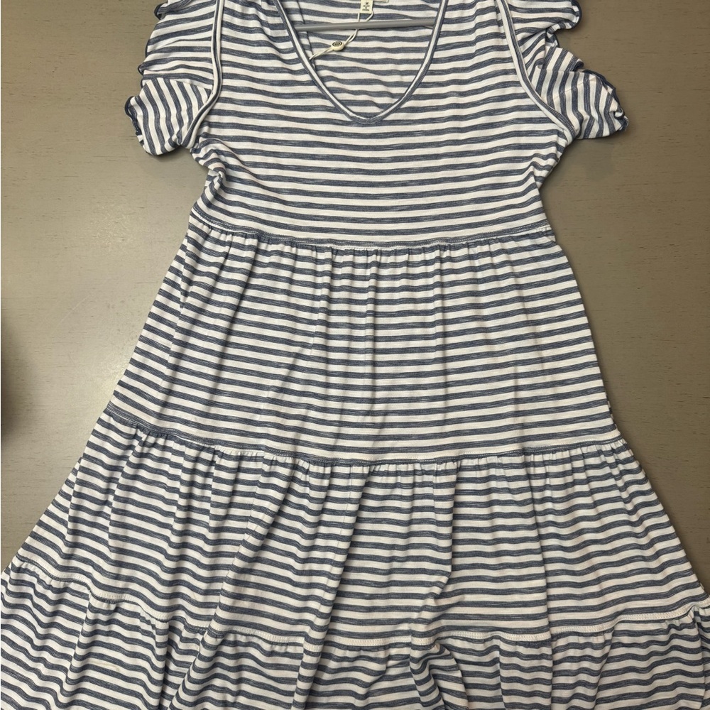 Max Studio Navy and White Striped women’s Dress with ruffled straps sz med NWOT